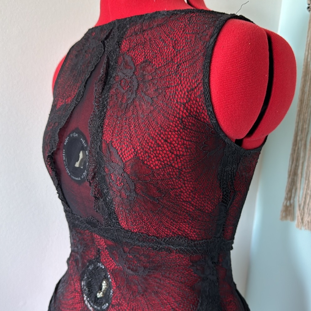 Guess black sheer stretchy lace bodysuit 🖤 - Picture 4 of 5